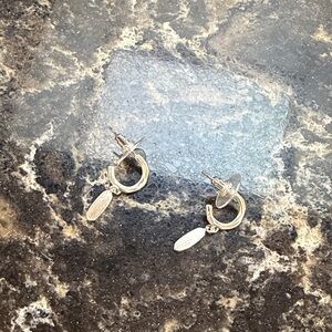 Kendra Scott Fern, Huggie hoop earrings